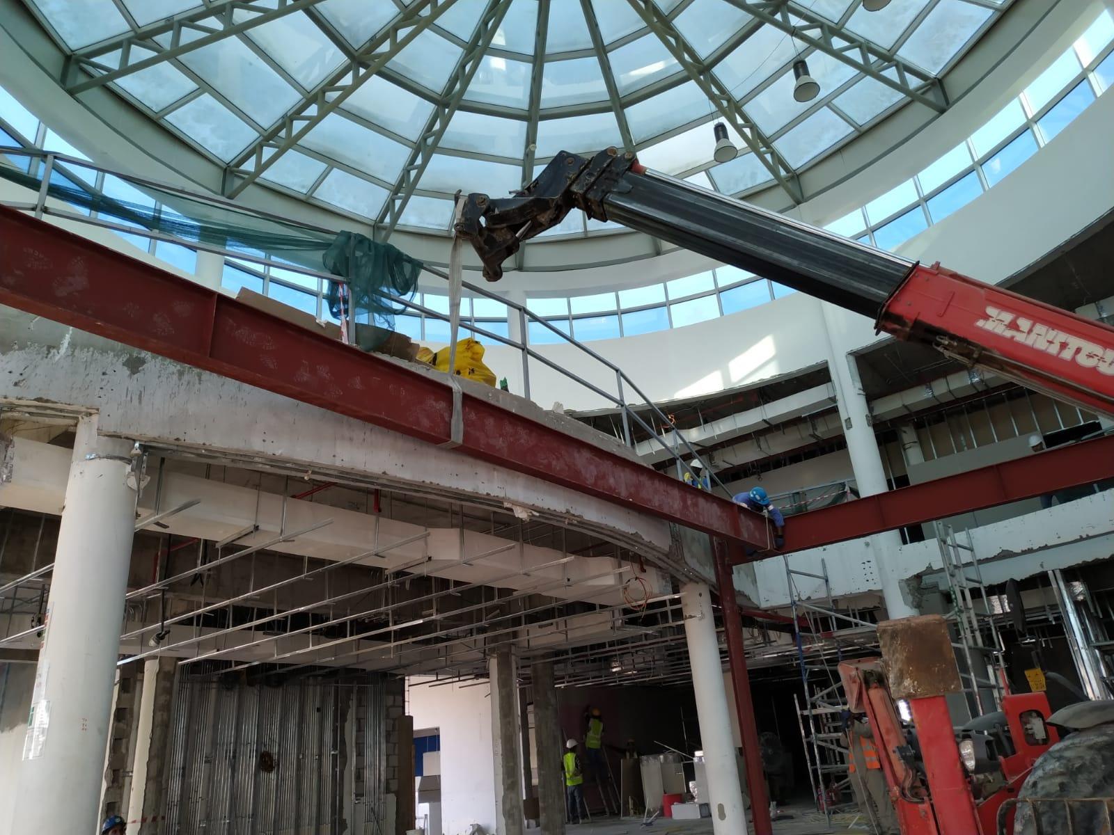 Internal Mezzanine — Jaguar Showroom
